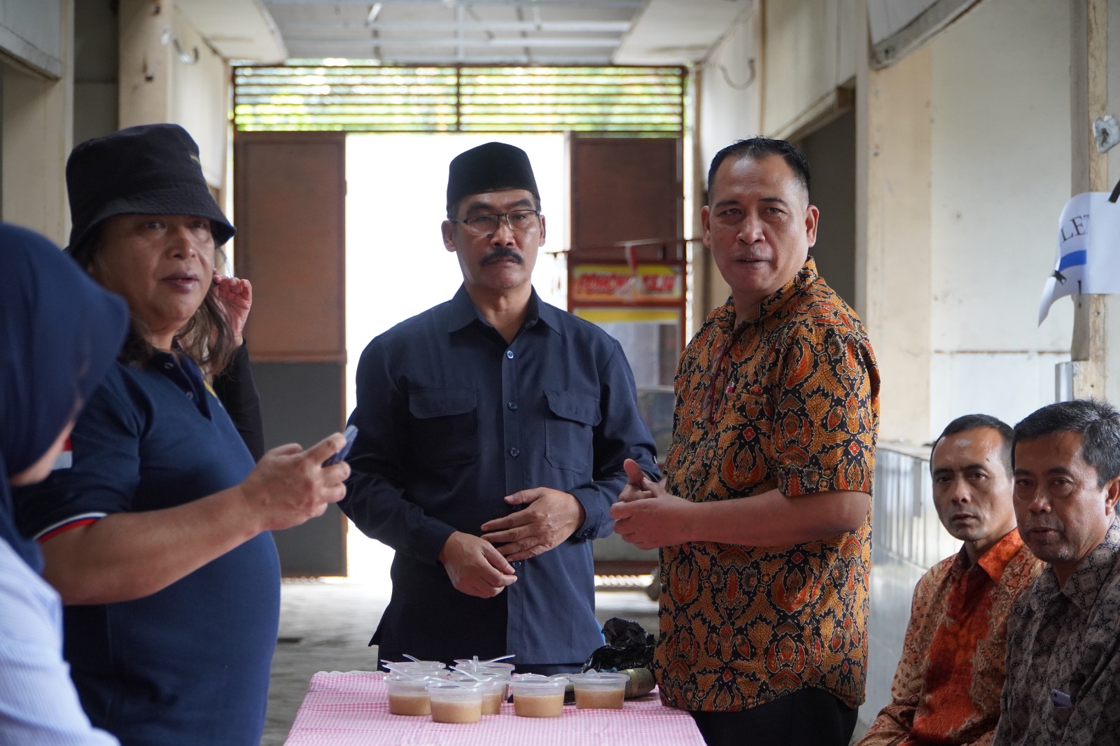 17. Simbolik Bubur Merah Tradisi Penuh Makna dalam Kebersamaan